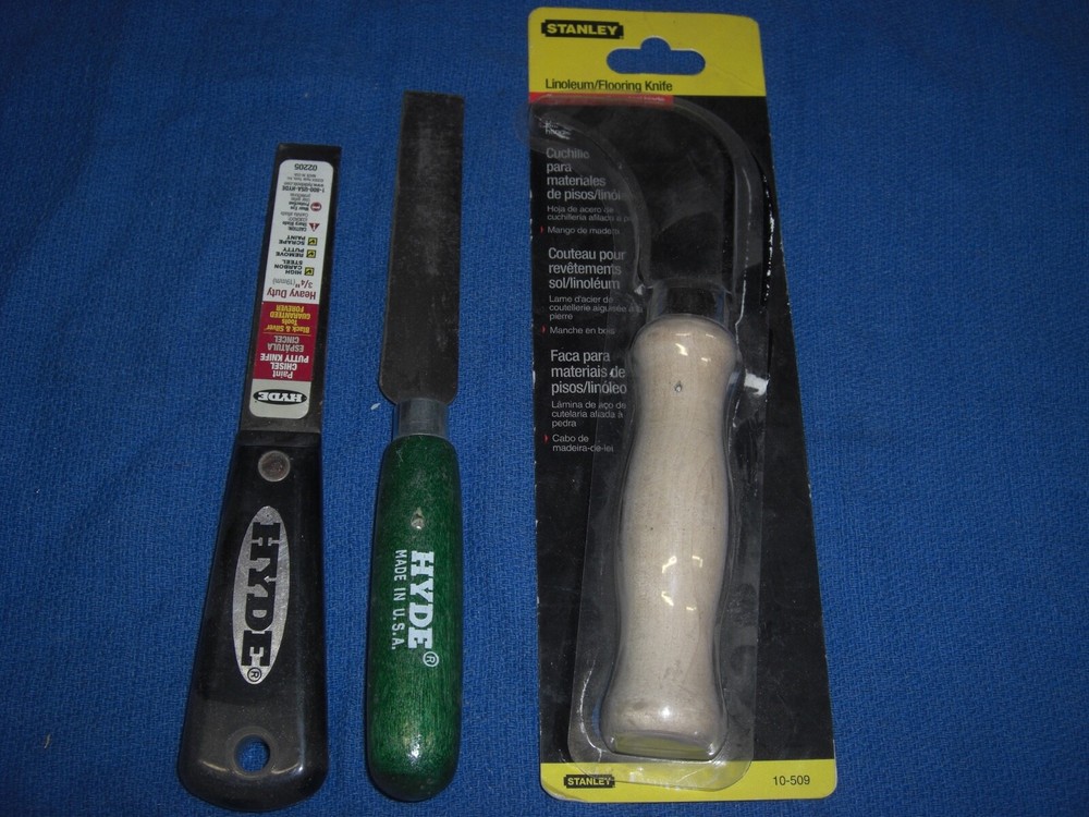 2 pc.cutter knife set w/ putty knife/chisel-scraper tool. 3 tools in all Un-used