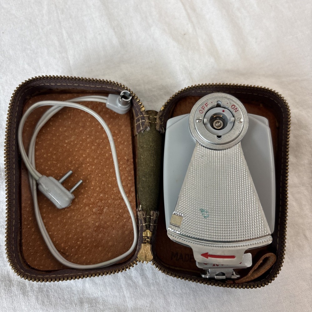 Ricoh Bc-605 Flash Unit  With Case Untested