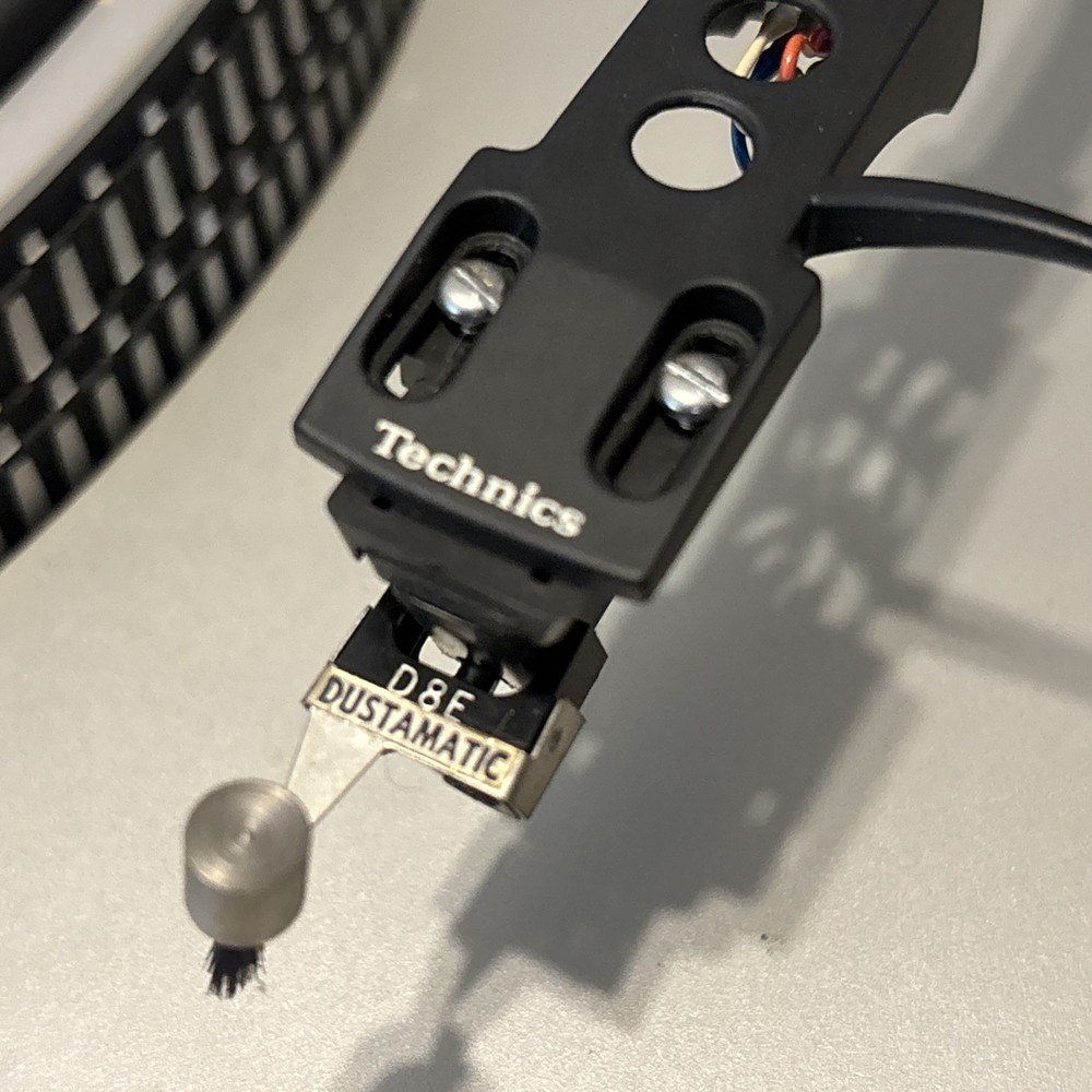 Technics SL-D2 Direct Drive Turntable