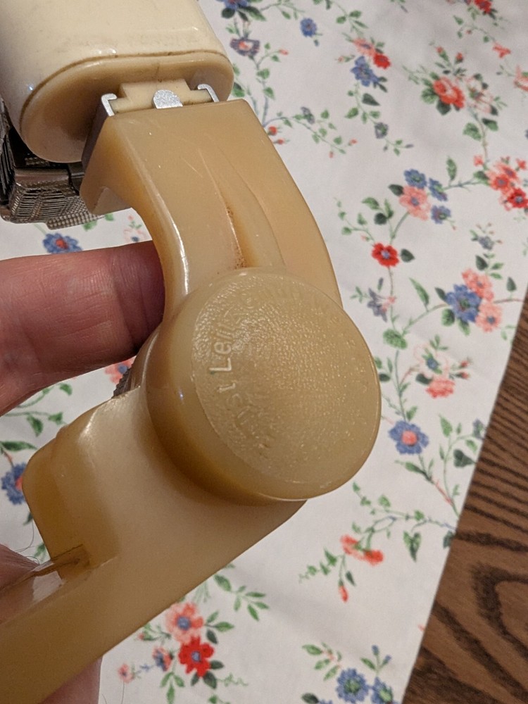 Leitz Wetzlar Leica CTOOM Camera Right Angle Adjustable Flash Bracket w flash