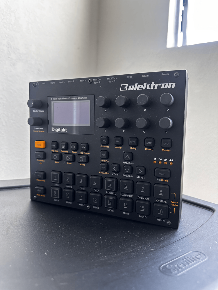 Elektron DDS8 gitakt 8-Voice Drum Computer and Sampler