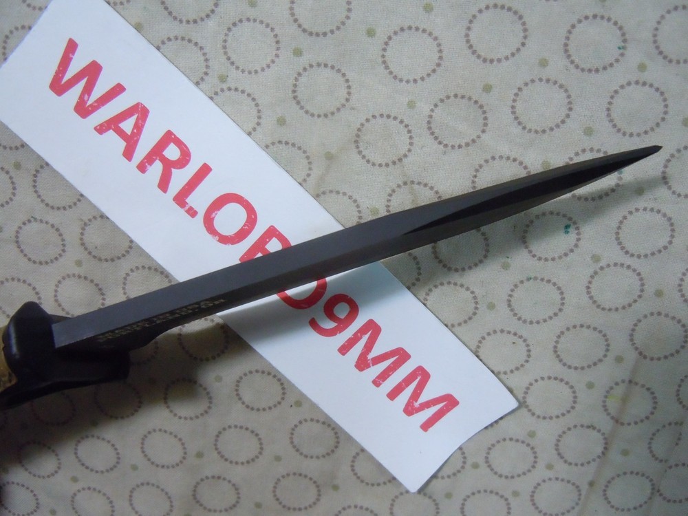 GERBER STRONGARM 08725 FIXED BLADE KNIFE.