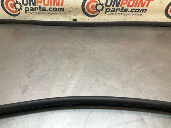 03-09 Nissan 350Z Passenger Coupe Door Frame Weatherstrip 76921CD000 OEM 15Bapge