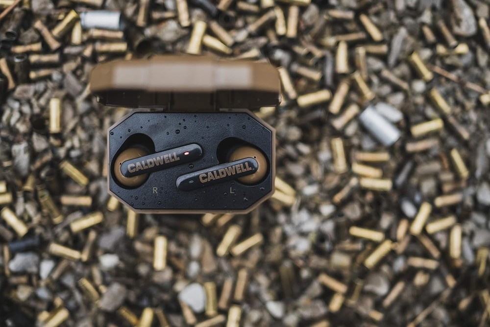 E-MAX Shadows 23 NRR - Electronic Hearing Protection with Bluetooth Connectiv...