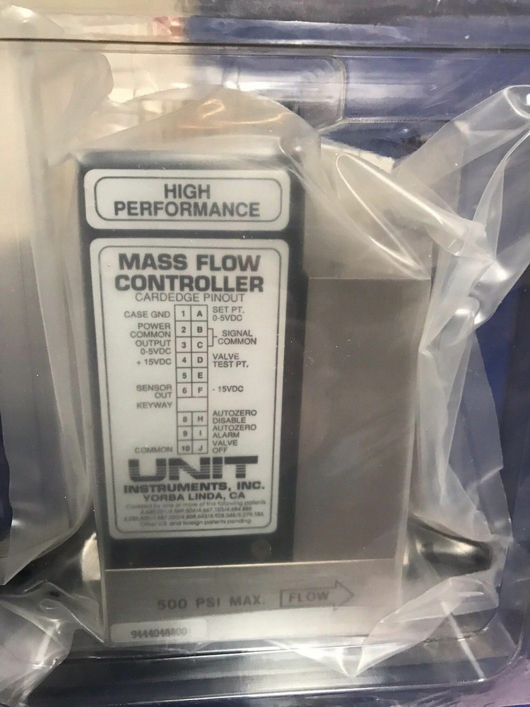 Unit UFC-1100A Mass Flow Controller SiH4, 100 SCCM, Reburbished