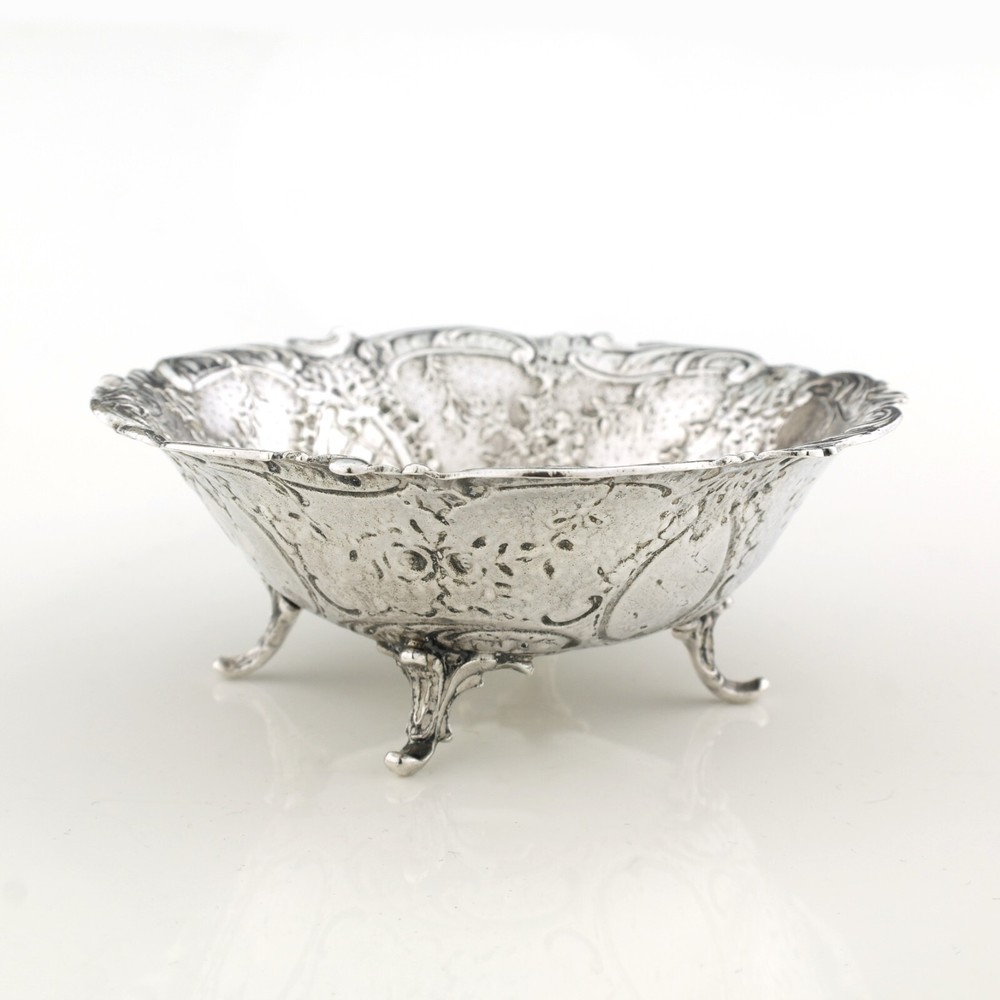 Ornate German Solid Sterling Silver Bowl. Hanau. 1900.