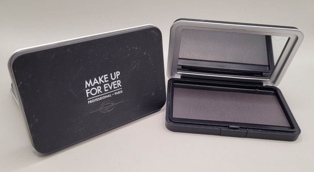 MAKEUP FOR EVER EMPTY METAL PALETTE MEDIUM 3X4 INCH