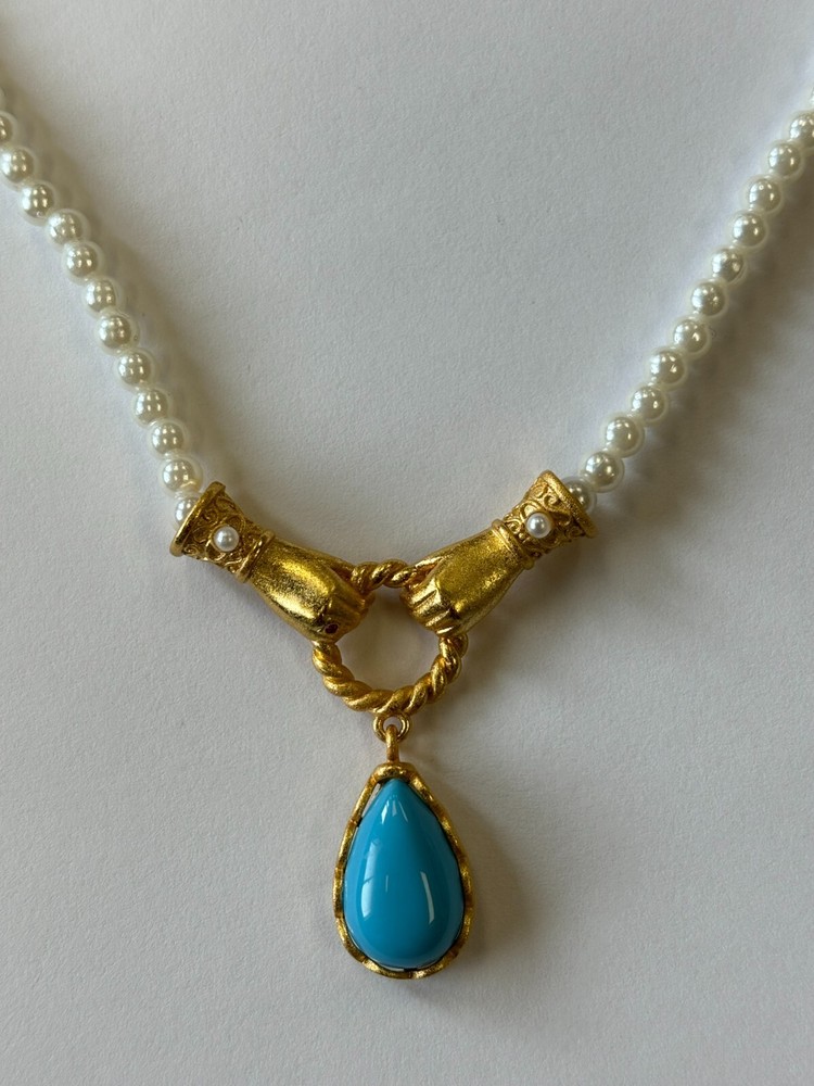 Hand Hold Loop Barbie Style Necklace