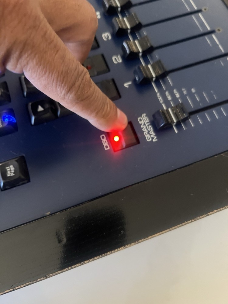 FLYING PIG SYSTEMS ROAD HOG 2 FULL BOAR LIGHTING CONSOLE