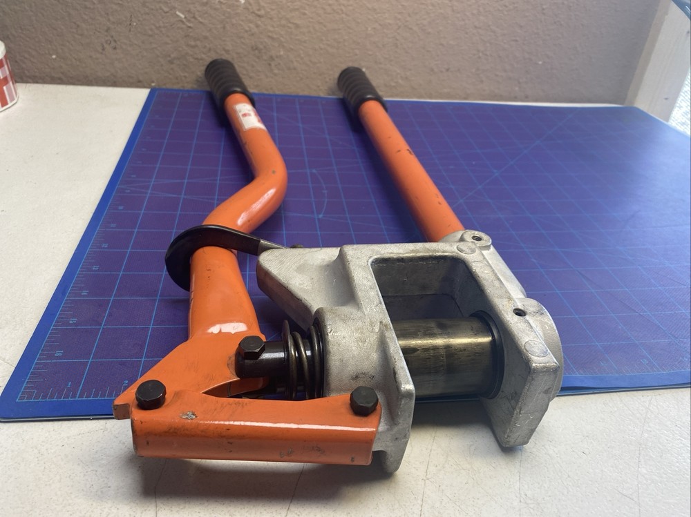 Gardner Bender GB Stud Punch Model SP-7