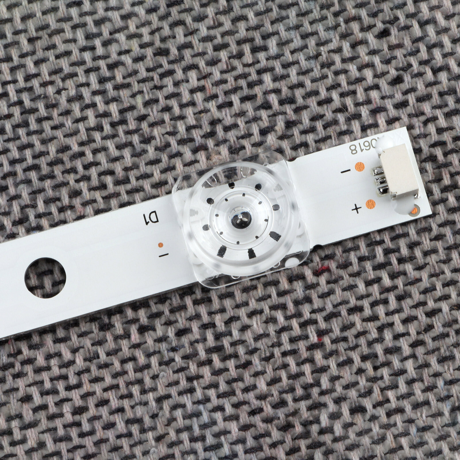 FOR TCL 65S421 65S423 65s425 L65P8US 65EP640 65p65us 65U5850 LED Backlight Strip