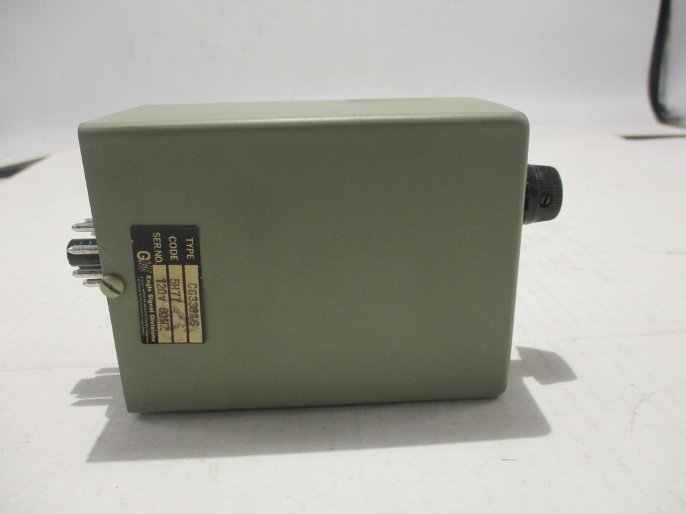 NEW EAGLE SIGNAL CG330A6 TIMER TIME DELAY RELAY 0-30 SEC.