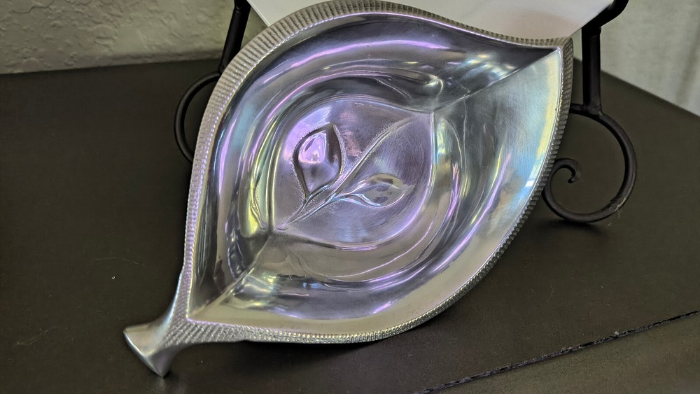 REED & BARTON Leaf Candy Dish Silver Tone CIRCA 1980 Combed Edge Footed $ SALE $