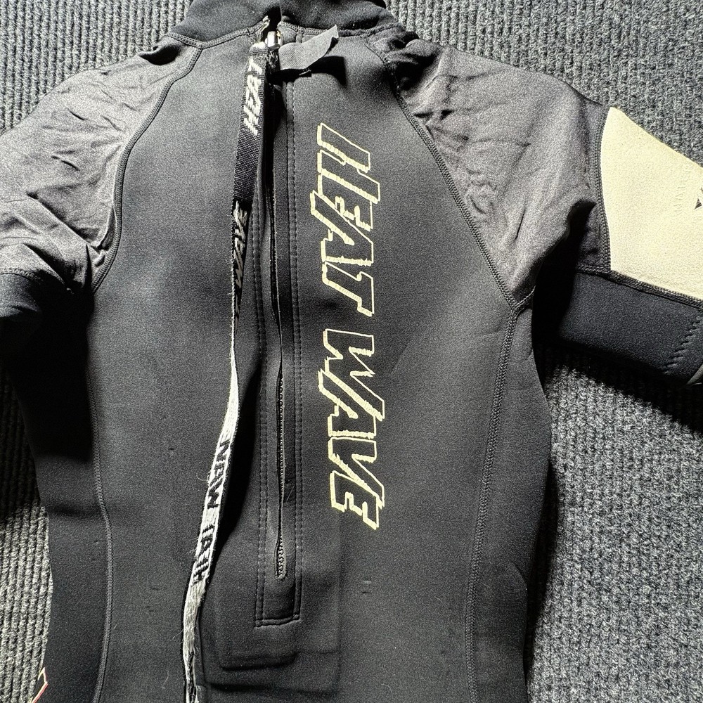 Heat Wave Wet Suit