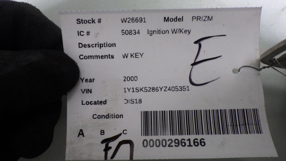 00 GEO PRIZM Ignition W/Key