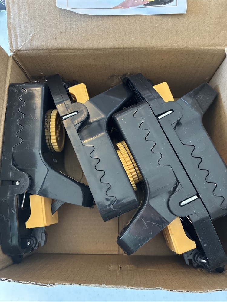 4 Set Large Mouse Traps