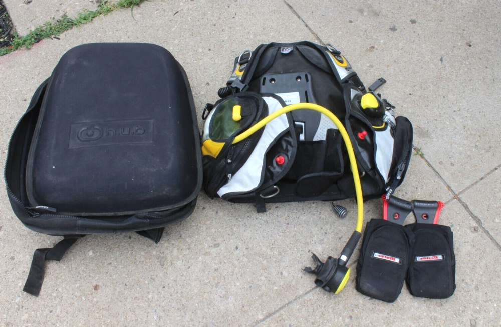 MARES H.U.B. SCUBA DIVING GEAR SIZE SMALL