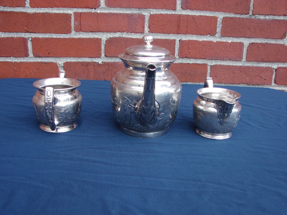ANTIQUE REED AND BARTON 3 PIECE SILVER PLATE TEA SET