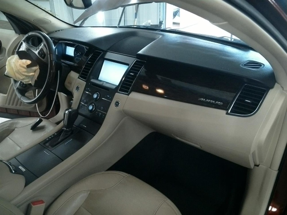 TAURUS 2014 High Mounted Stop Light 104786664