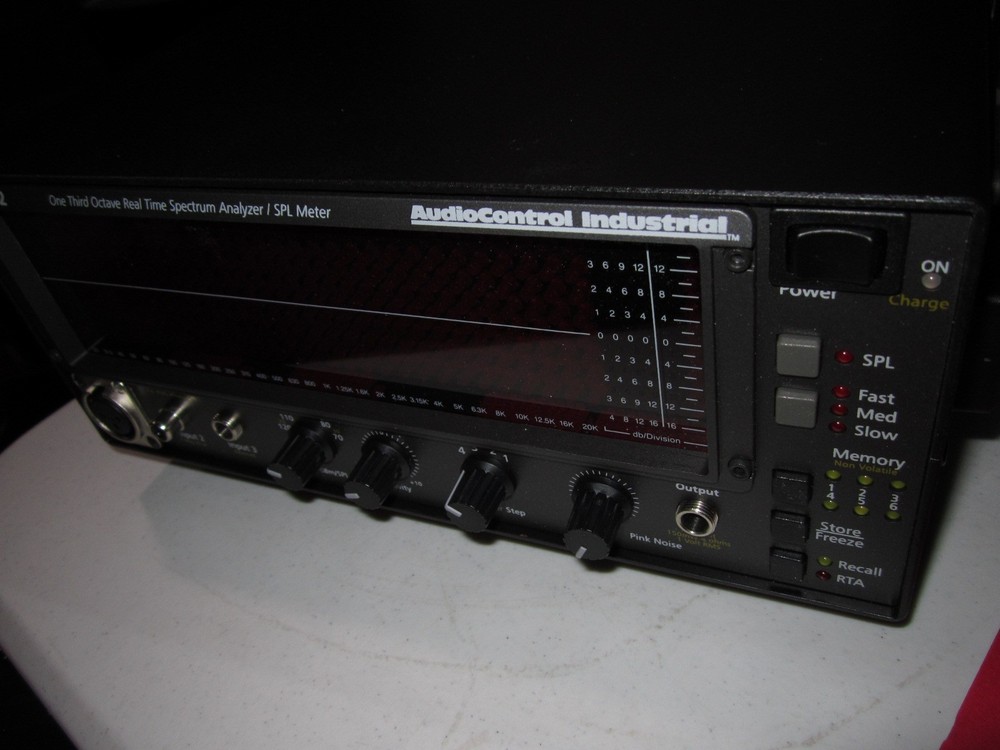 Audio Control SA-3052 one Third Octave Real Time Spectrum Analyzer / SPL Meter