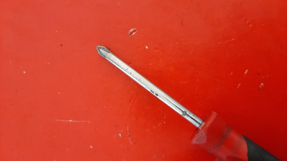 Snap-on Tools SGDP301B No. 1 Phillips Instinct Red Soft Handle Screwdriver READ