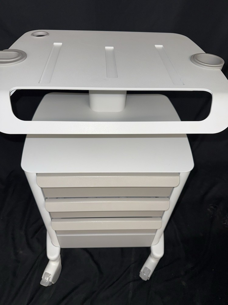 Ulthera Stand