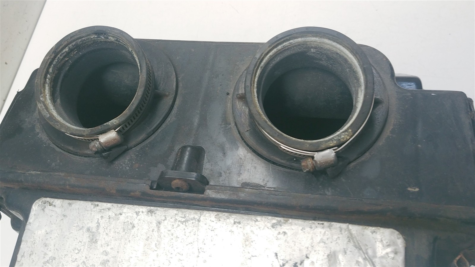 2011 Polaris Switchback Assault 800 Air Box Silencer Base Cover Assy 1204440