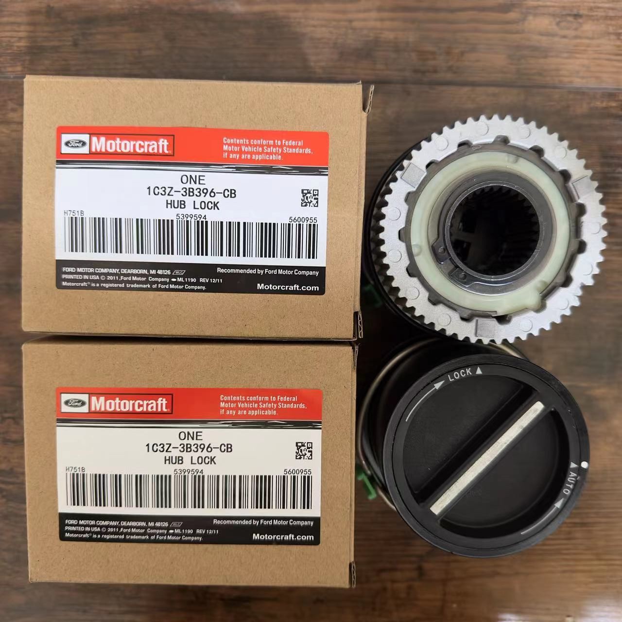 Genuine 2X Automatic Front Locking Hub for OEM Super Duty F250 450 Excursion