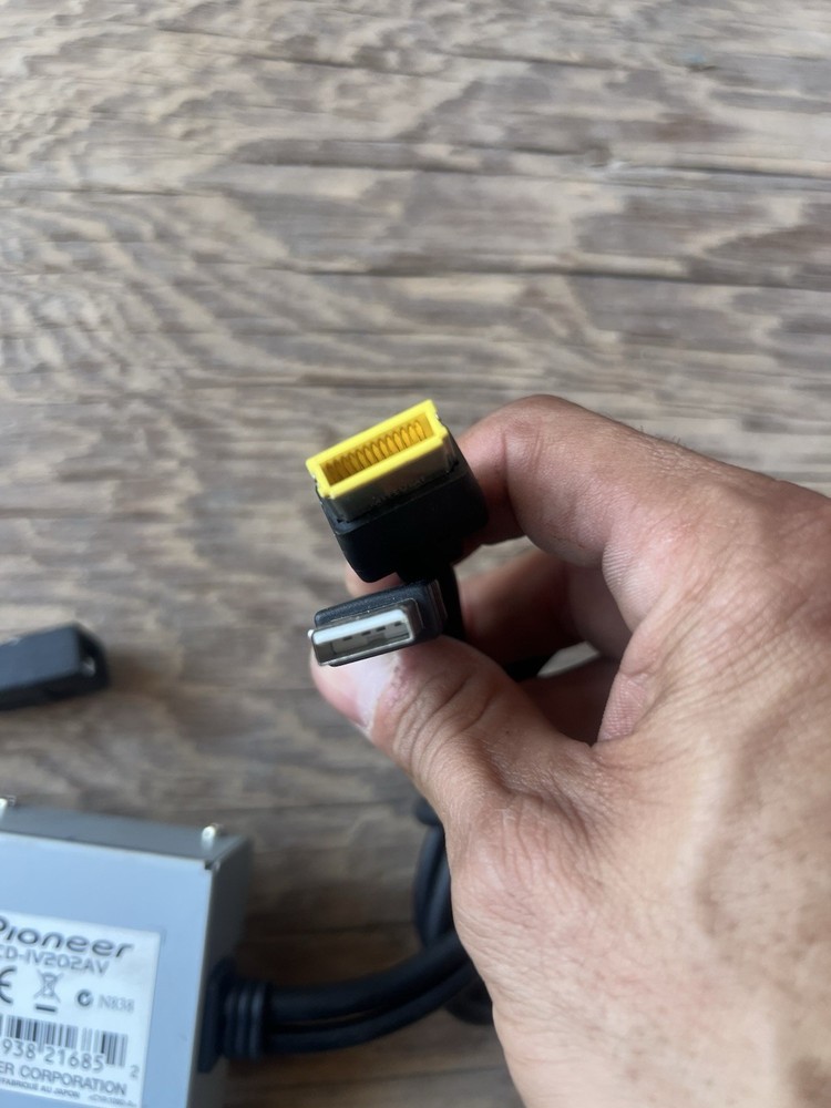 New PIONEER CDIV202AV iPhone App VGA Interface Cable Kit iPhone5-2013