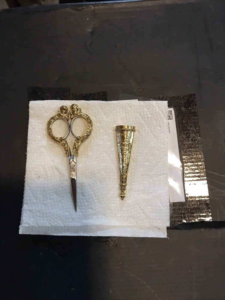 Scissors