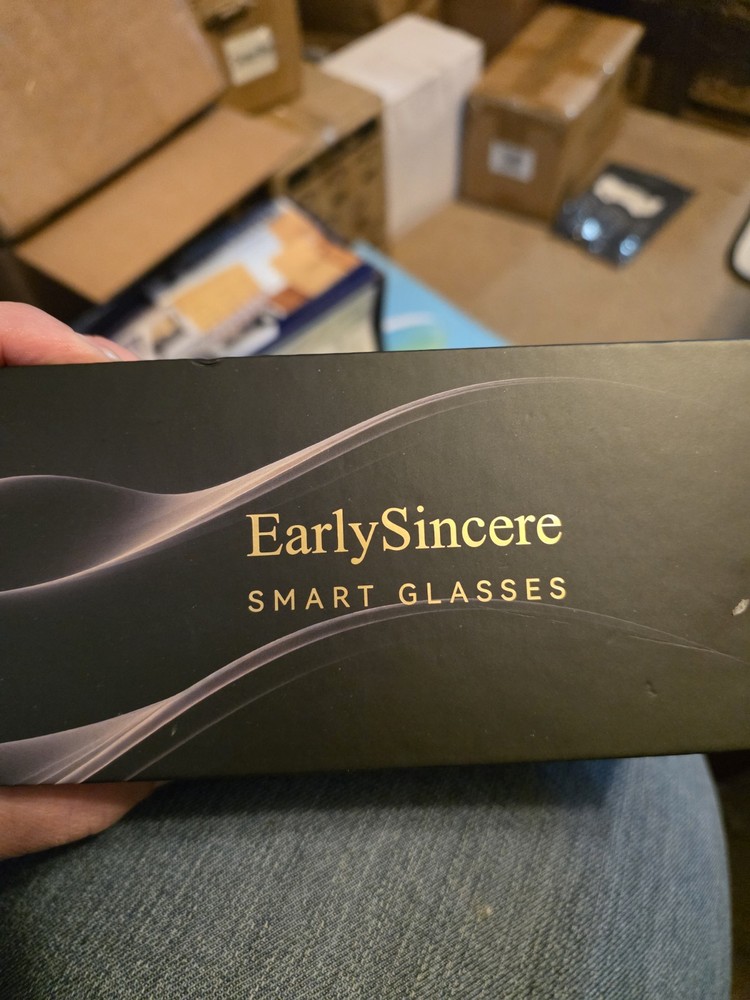 BLUETOOTH smart sunglasses . Brand New In The Box.