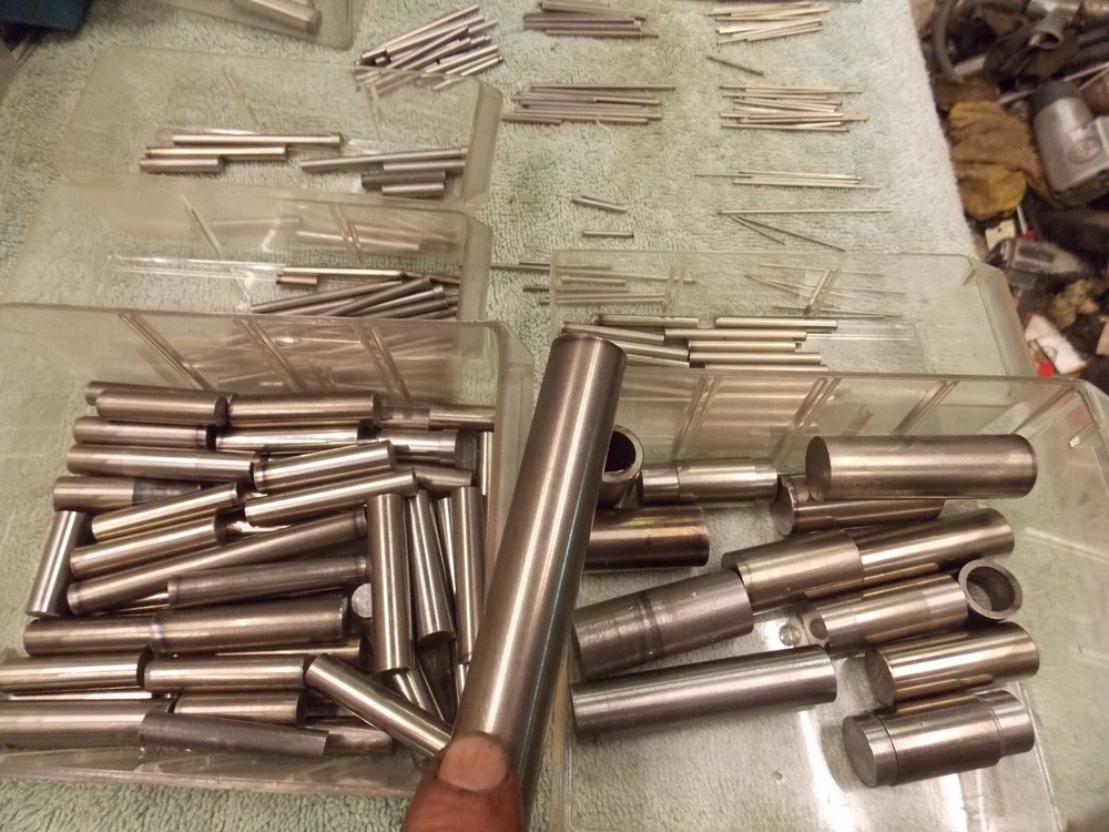 200 Plastic Injection Mold Ejector Pins Alignment Leader Tool Room Machinist