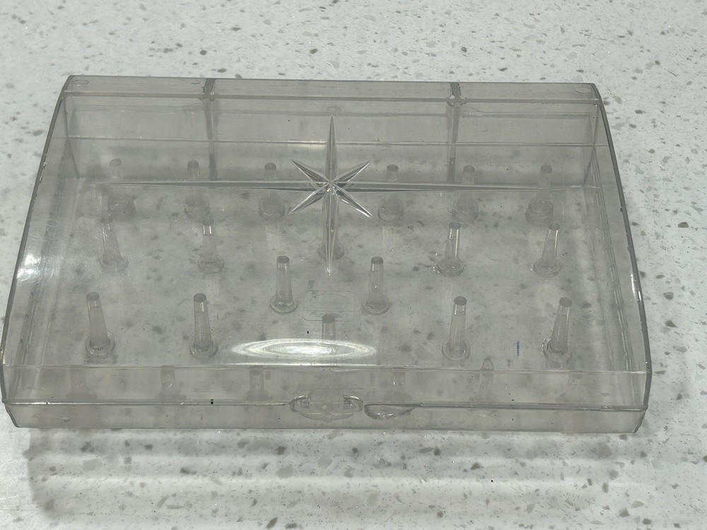 Dritz #786 Clear Sewing Thread Case Holds 24 spools