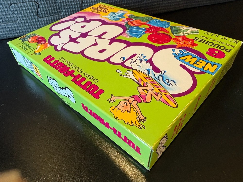 Surfs Up fruit snacks - Empty custom design display box