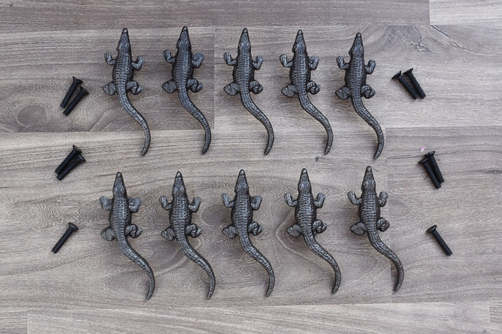 Vintage Alligator Crocodile Shape cast iron drawer door knobs handles pull 10pc