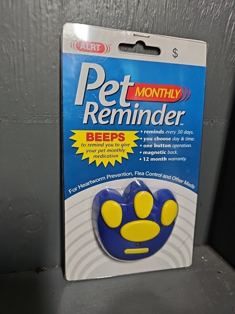 Pet monthly Reminder Paw Button