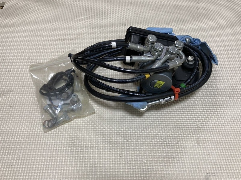 KTM RC390 Genuine OEM ABS unit MINT CONDITION.
