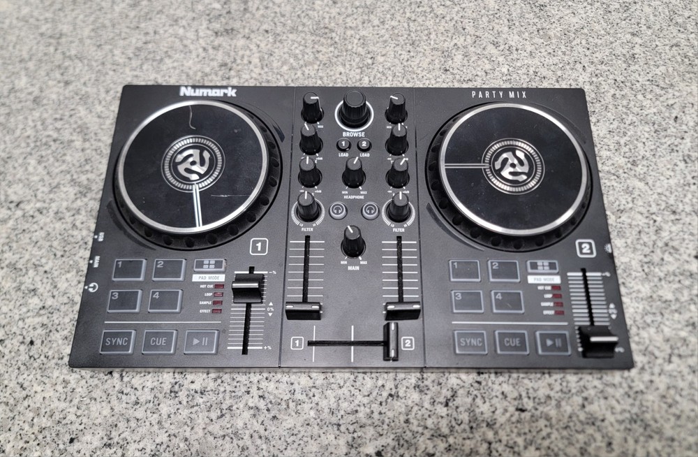 Numark Party Mix Double Deck DJ Controller UNTESTED/FOR PARTS