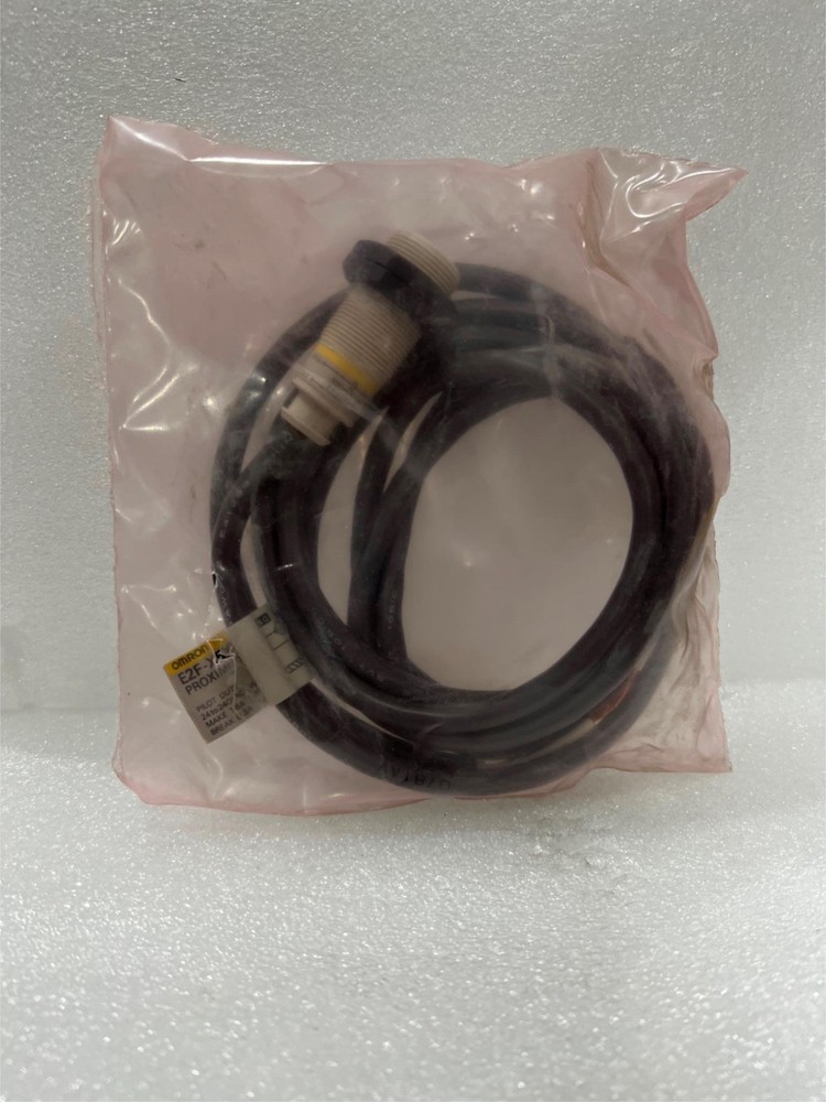 Omron, E2F-X5Y1-US, Proximity Sensor, New