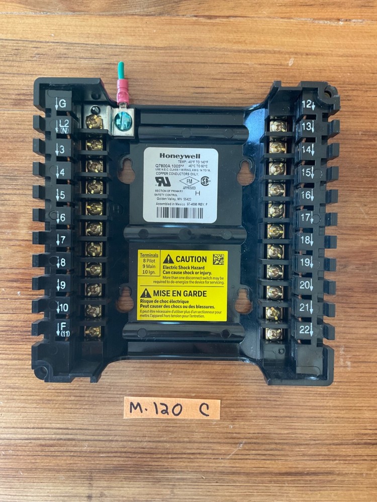 Honeywell Burner Control W/ Base RM7895C1012
