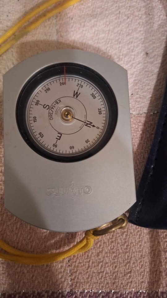 Suunto- KB-14/360 precision compass new / never used