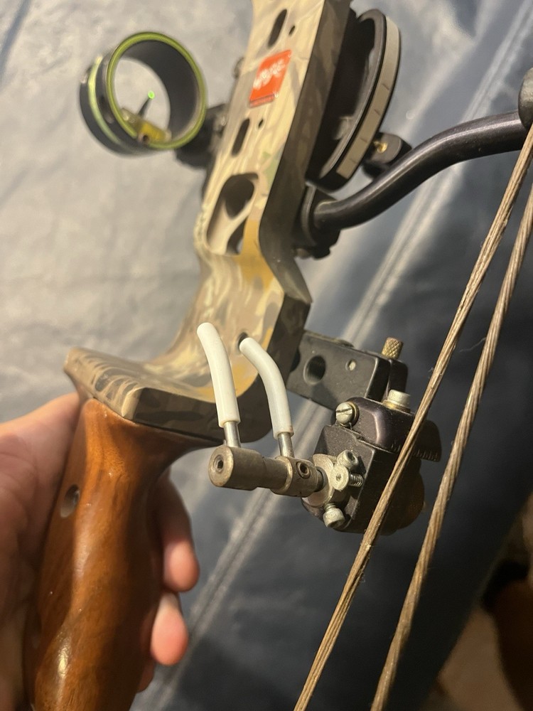 PSE Archery Thunderbolt Compound Camouflage Bow