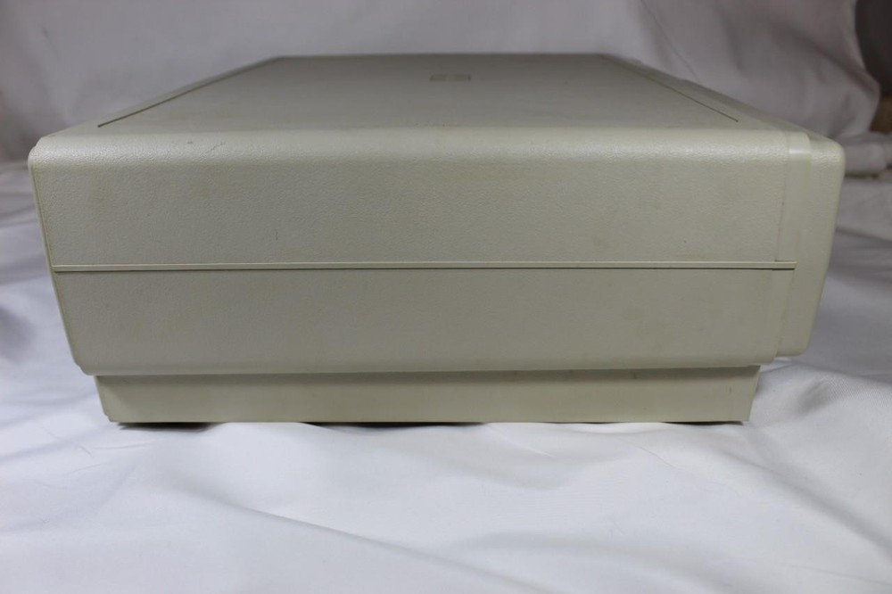 1987 Tandy 1000 SX Personal Computer Model No. 25-1051B - UNTESTED, AS-IS
