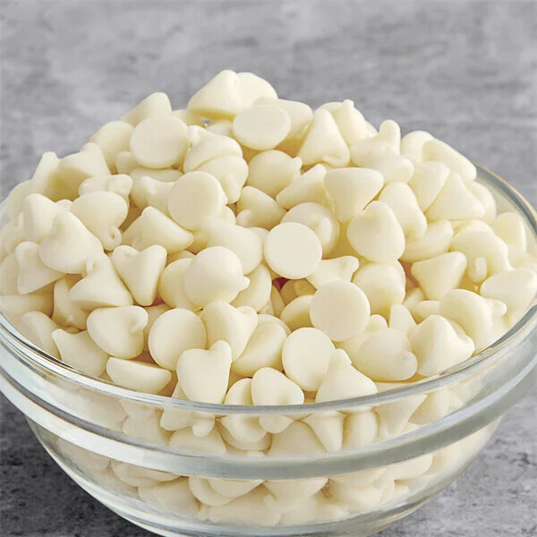Ghirardelli Classic White Chocolate 1M Baking Chips (select quantity below)