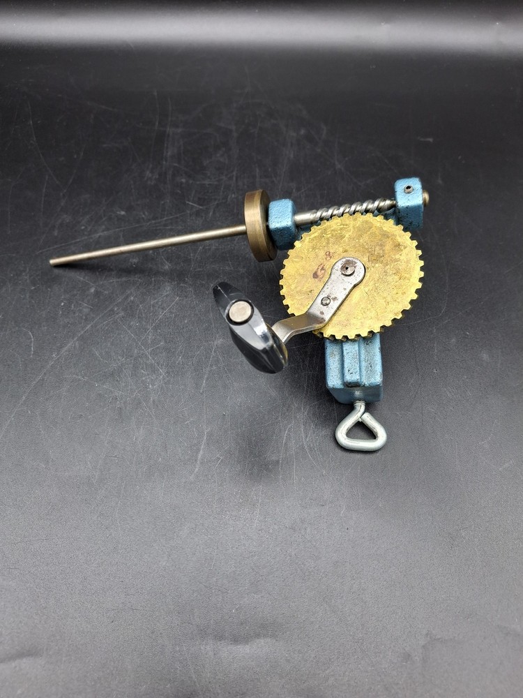 Blue Bobbin Winder spooling machine