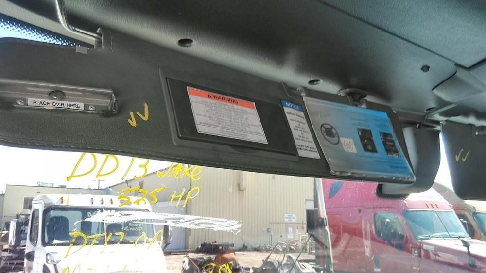 Replaces 2020 FREIGHTLINER CASCADIA 116 INTERIOR SUN VISOR ,  OH