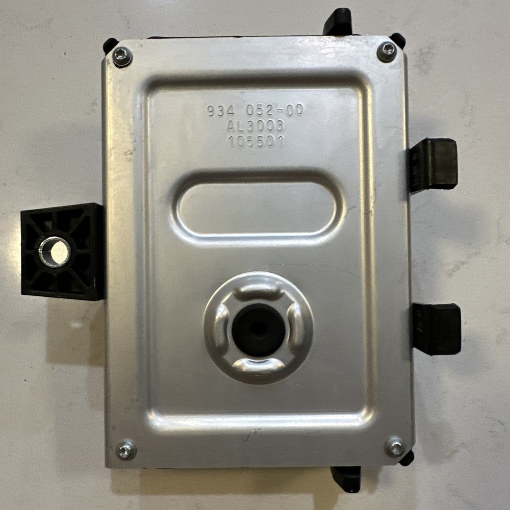 2011-2012 GM FUEL PUMP FLOW CONTROL MODULE OEM 20867260