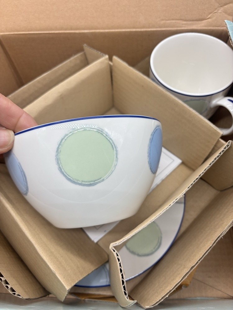 Noritake Ambience Blue Java 4 Pc Setting NIB