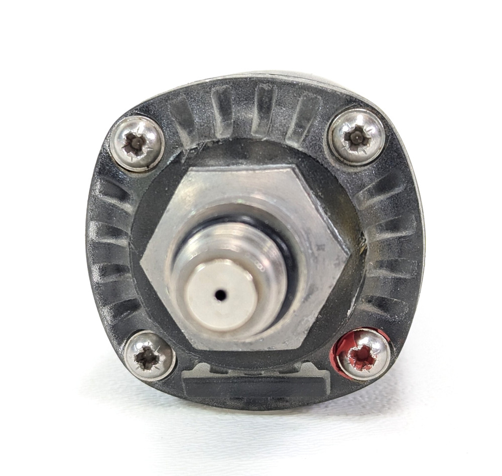 SUUNTO WIRELESS TANK PRESSURE TRANSMITTER Hoseless Scuba Dive Computer