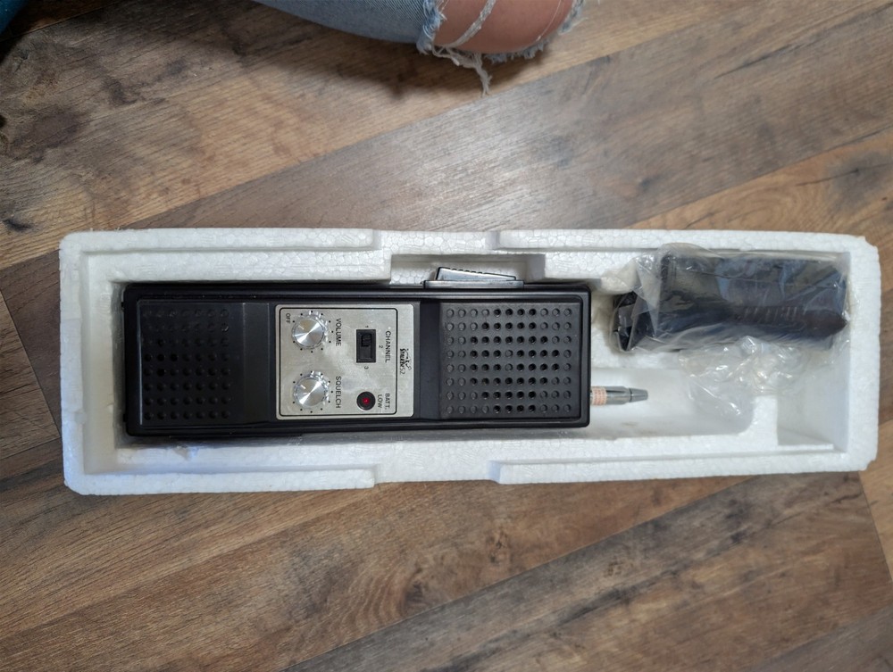 Rare Stalker 52 2-way Hand Held CB Transceiver